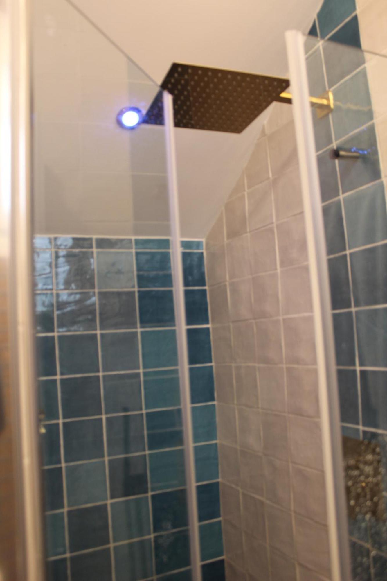 Iyourbasics Lovely Studio Hinestrosa 23 Free Wifi&Ac Málaga Eksteriør billede