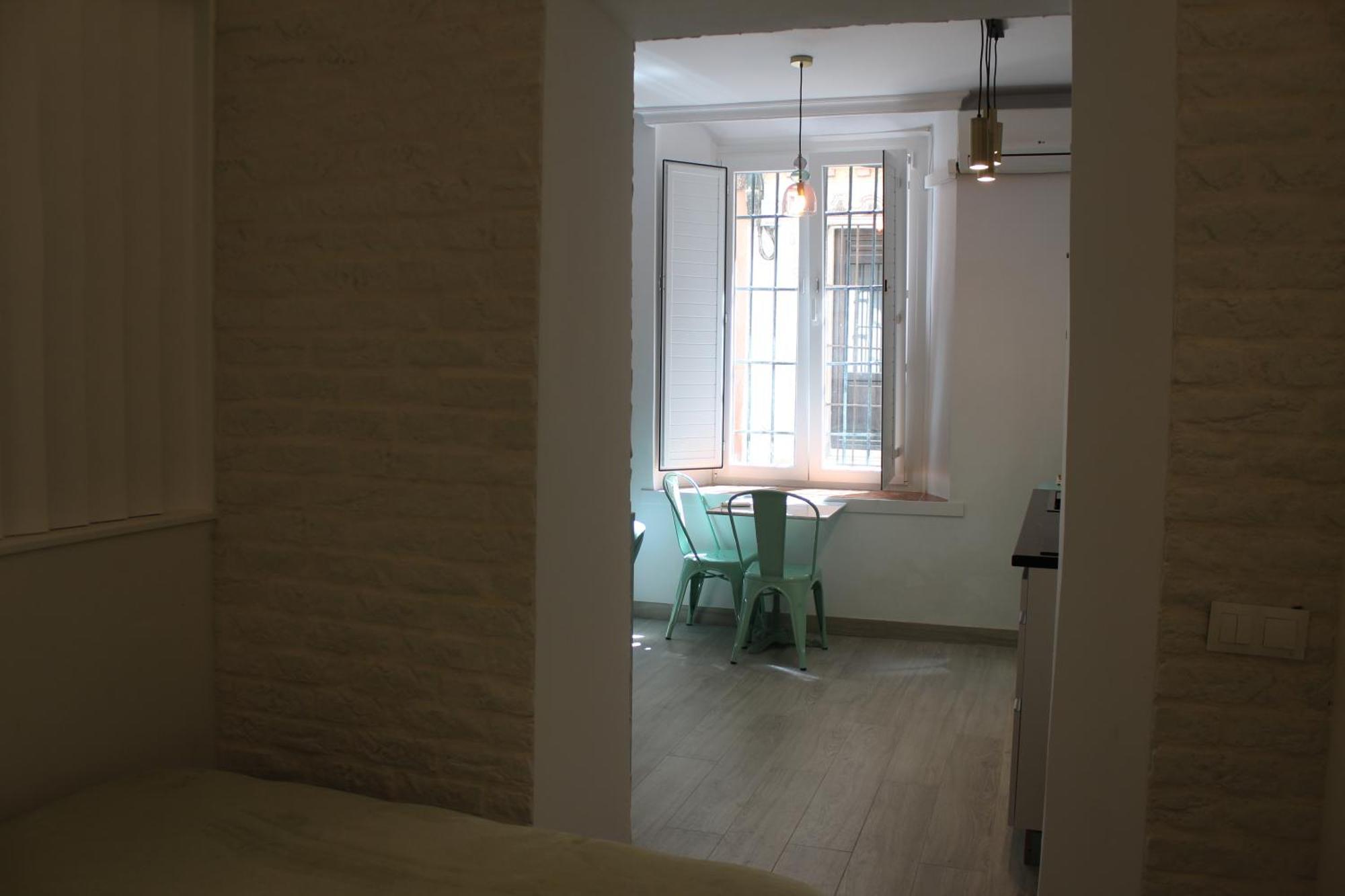 Iyourbasics Lovely Studio Hinestrosa 23 Free Wifi&Ac Málaga Eksteriør billede